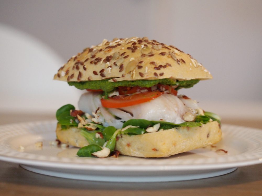 Fisch-Burger mit Petersilienpesto (2 Portionen)