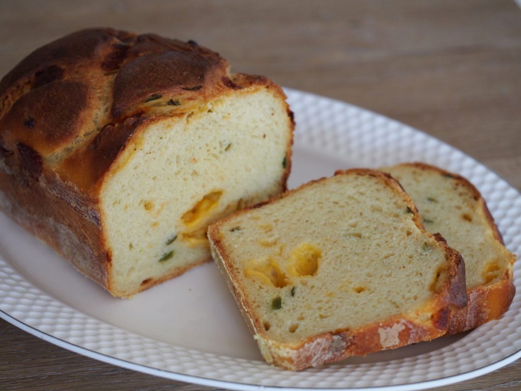Cheddar-Jalapeno Brot