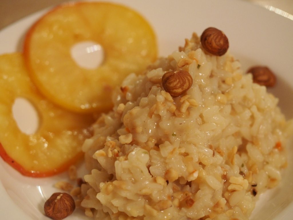 Nussrisotto mit Apfel