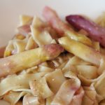 Pasta mit Spargel und Rhabarber