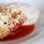 Apfel-Erdbeer Crumble