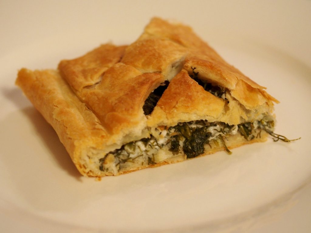 Blätterteigstrudel mit Sauerampfer und veganem Hirtenkäse (8 Portionen ...