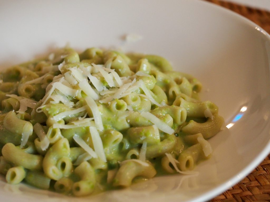 Pasta in einer Erbsensauce