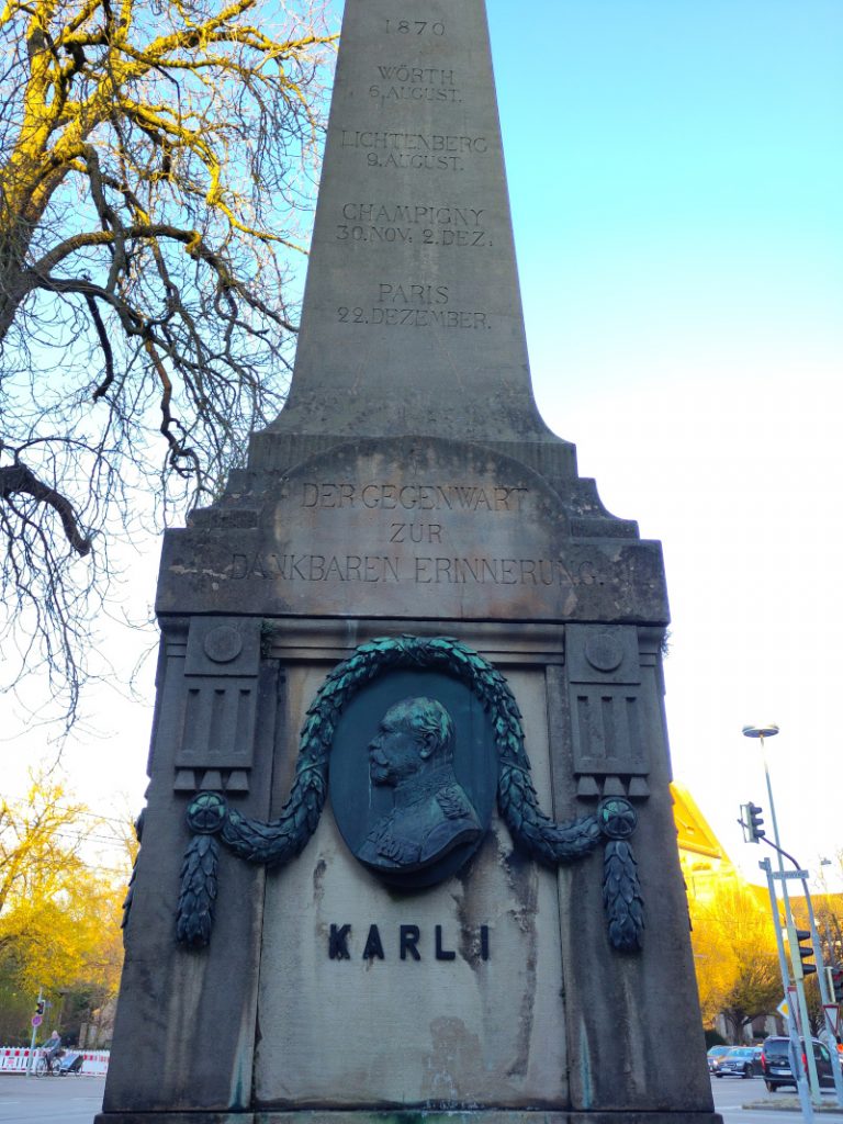 Konterfei von Karl dem 1. aus Kupfer mit der Inschrift "Der Gegenwart zur dankbaren Erinnerung"