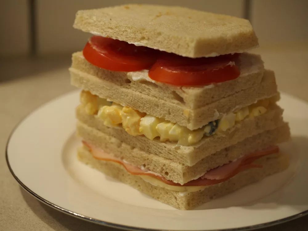 Sándwiches de miga (2 Portionen)